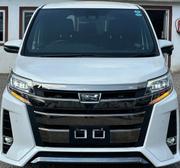 Toyota Noah 2019 Pearl for sale