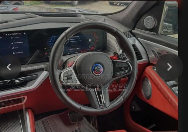 BMW XM Base AWD 2023 Black