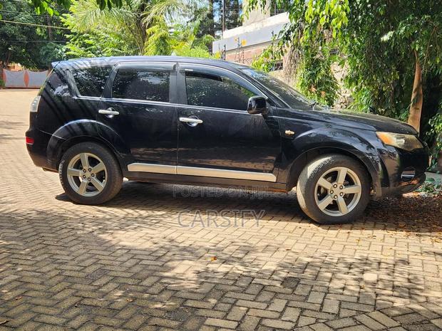Mitsubishi Outlander 2006 Black