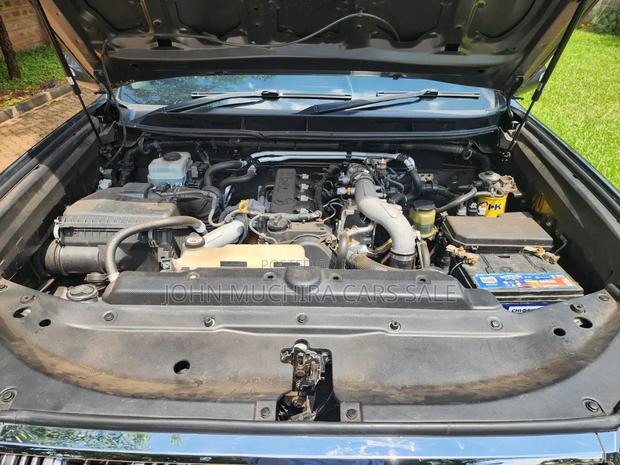 Toyota Land Cruiser 2009 Gray