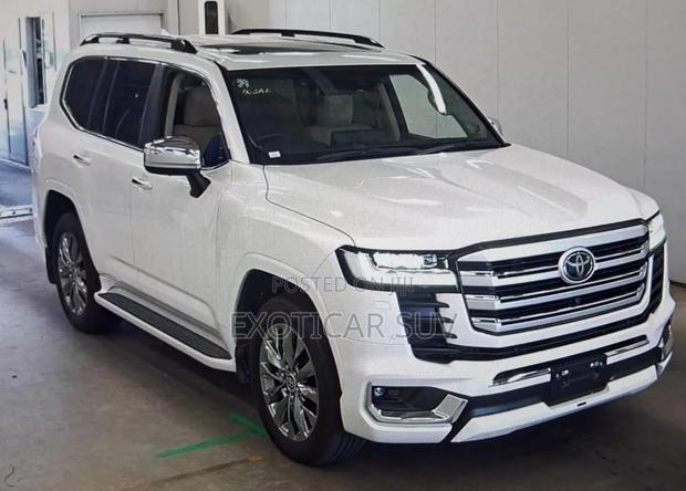 Toyota Land Cruiser 3.5 Petrol 4WD 2022 White
