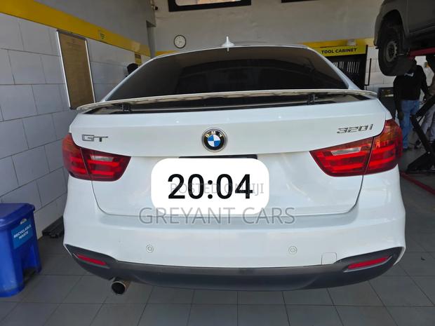 BMW 3 Series 2016 White