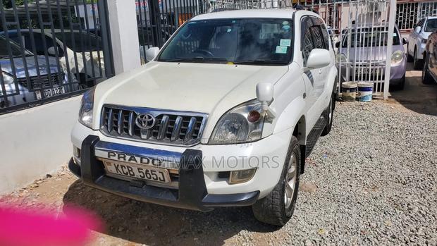 Toyota Land Cruiser Prado 2006 White