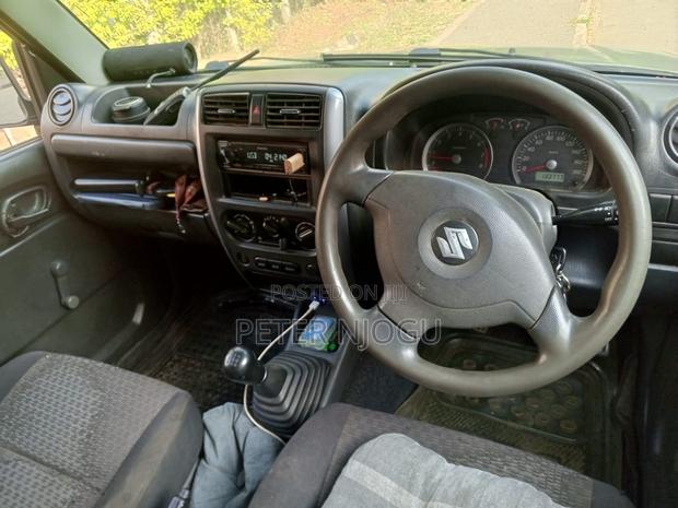 Suzuki Jimny 2016 Gold
