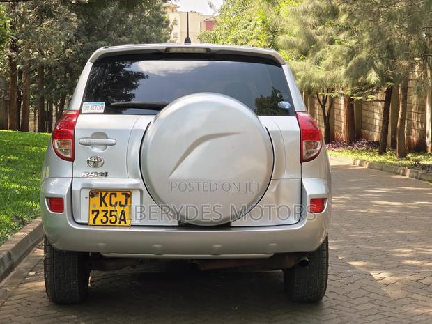 Toyota RAV4 2006 Silver