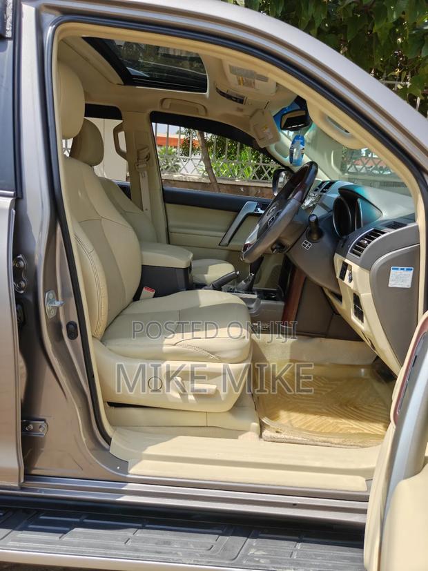 Toyota Land Cruiser Prado 2016 Gold