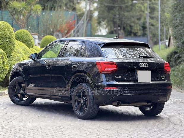 Audi Q2 1.0 TFSI FWD 2018 Black