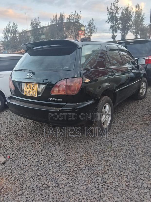 Toyota Harrier 2002 Black