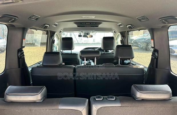 Toyota Noah 2020 White