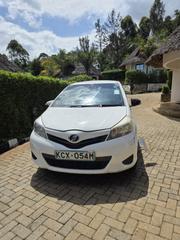 Toyota Vitz 2012 White for sale
