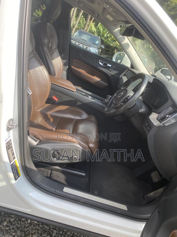 Volvo XC60 2018 White