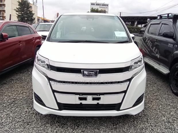 Toyota Noah 2020 White