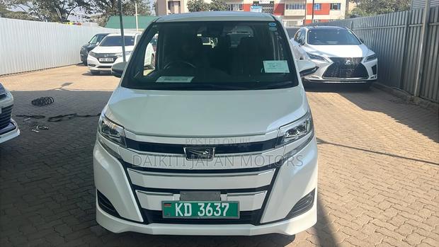Toyota Noah 2020 Pearl