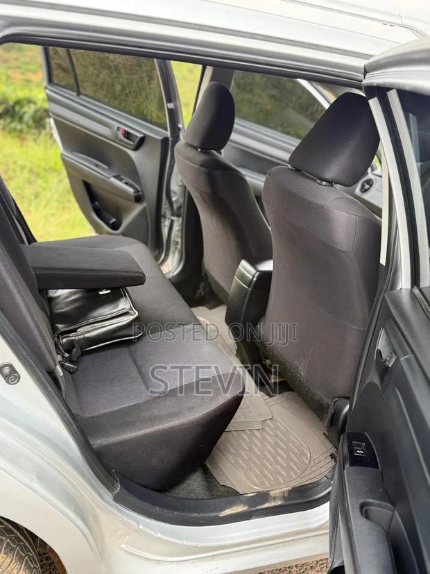 Toyota Corolla Fielder 2016 Silver