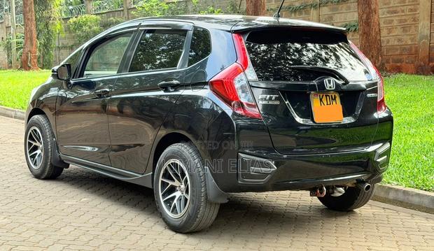Honda Fit 2016 Black