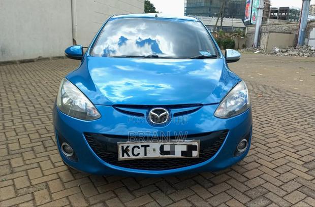 Mazda Demio 2011 Blue