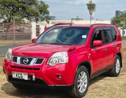 Nissan X-Trail 2011 Red for sale