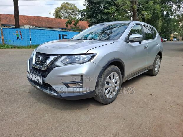 Nissan X-Trail 2019 Silver