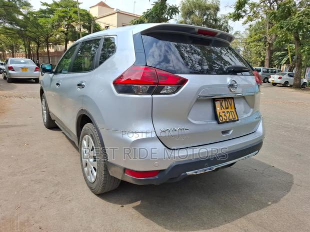 Nissan X-Trail 2019 Silver
