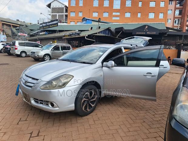 Toyota Caldina 2007 Silver