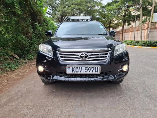Toyota Vanguard 2013 Black