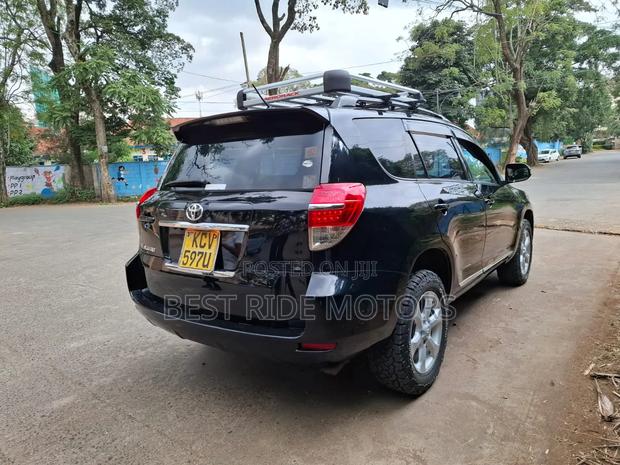 Toyota Vanguard 2013 Black