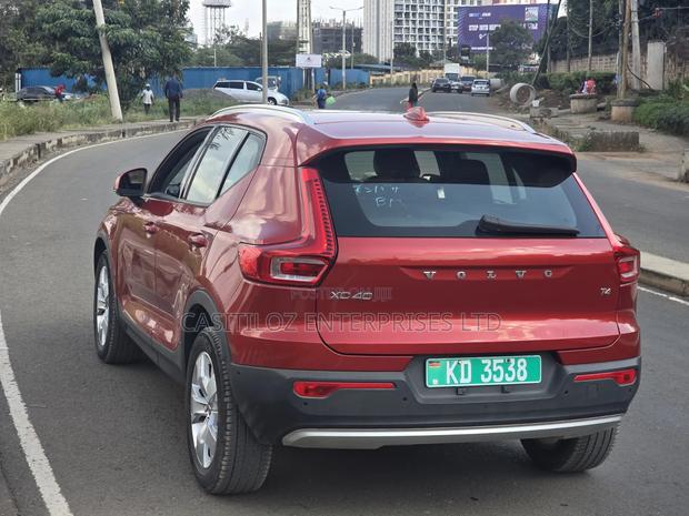 Volvo XC40 2019 Red