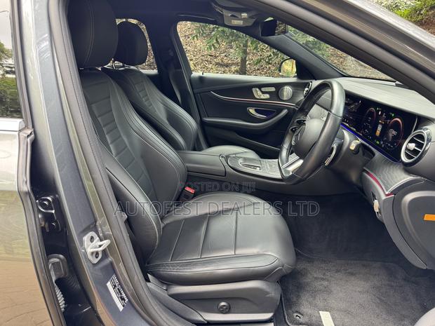 Mercedes-Benz E200 2021 Gray