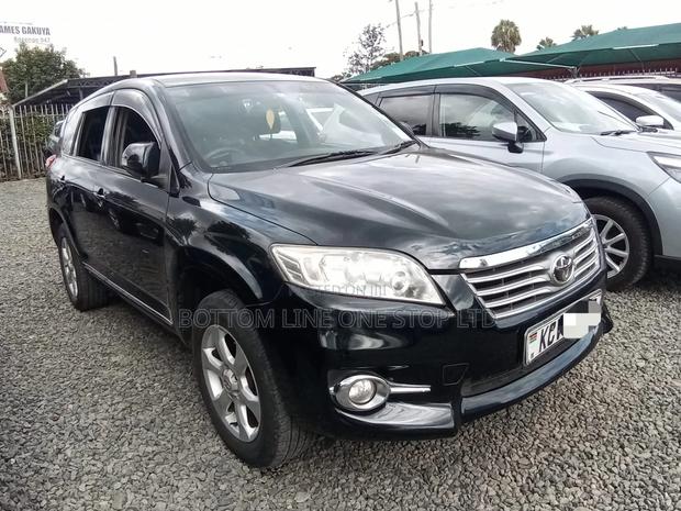 Toyota Vanguard 2012 Black