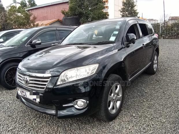 Toyota Vanguard 2012 Black