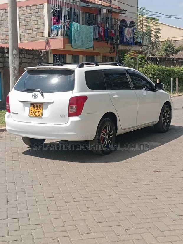 Toyota Corolla Fielder 2006 White