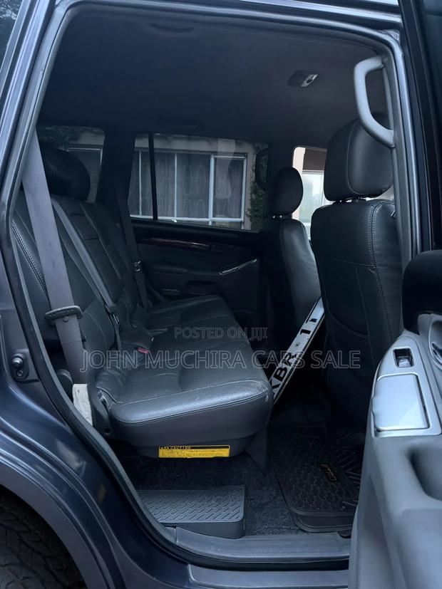 Toyota Land Cruiser Prado 2005 Beige