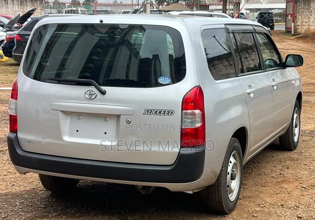 Toyota Succeed 2019 White