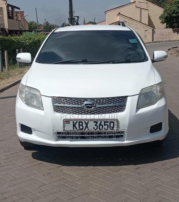 Toyota Corolla Fielder 2007 White