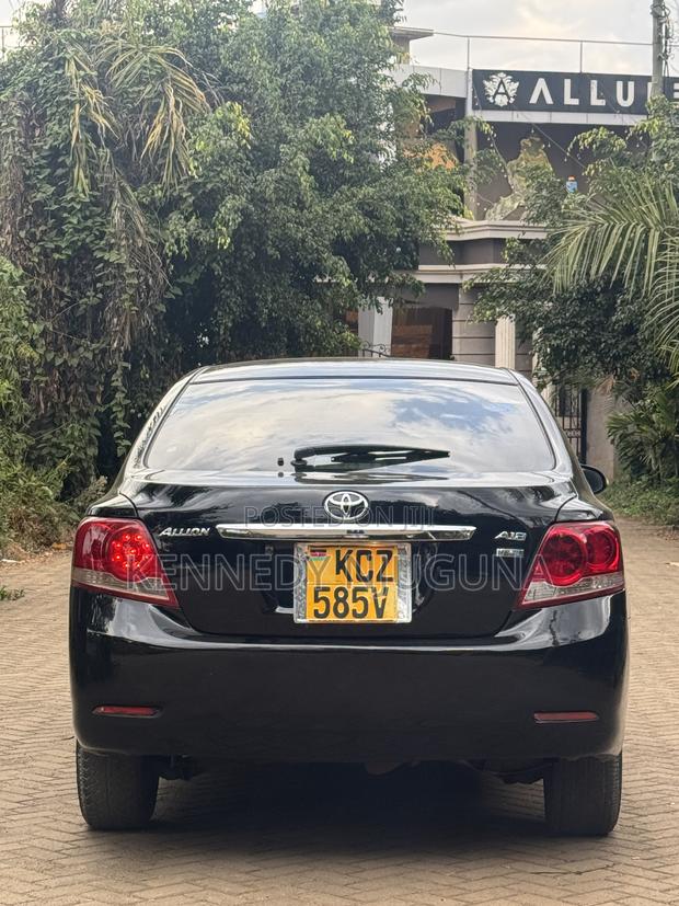 Toyota Allion 2013 Black