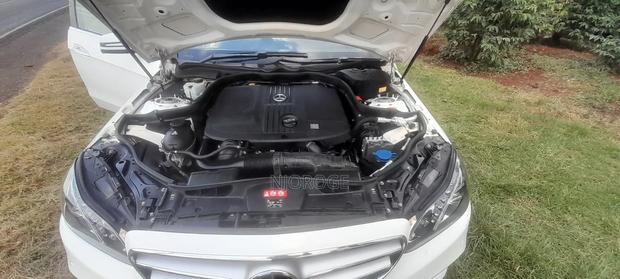Mercedes-Benz 220E 2016 White