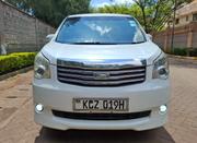 Toyota Noah 2013 White for sale