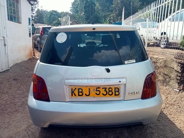 Toyota IST 2004 Silver