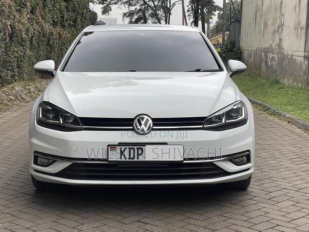 Volkswagen Golf 2017 White