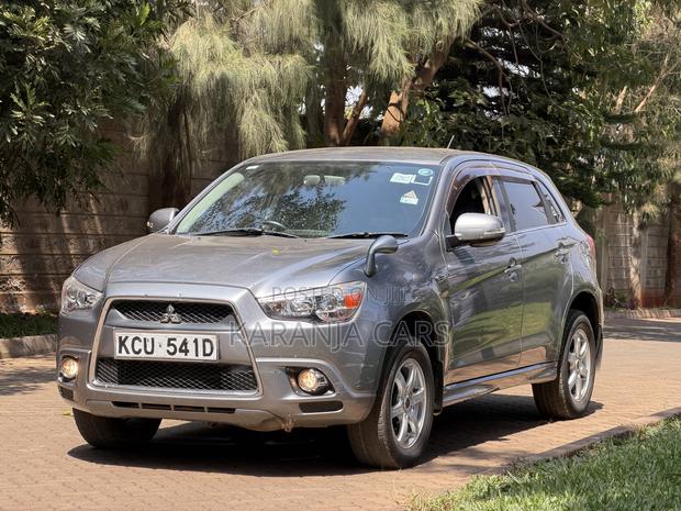 Mitsubishi Outlander 2012
