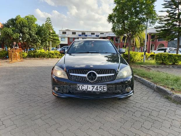 Mercedes-Benz C250 2009 Black