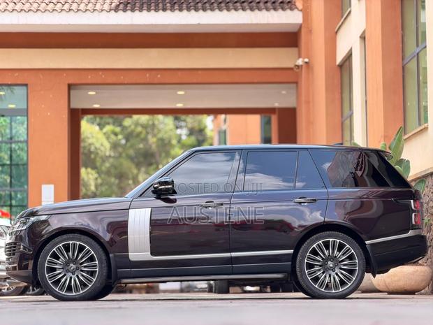 Land Rover Range Rover Vogue 2020 Brown