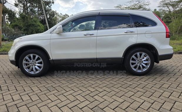Honda CR-V 2009 White