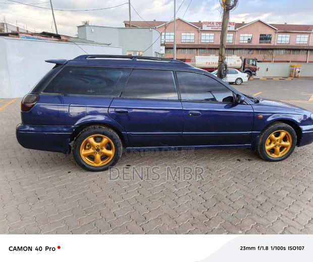 Subaru Legacy 2004 Blue