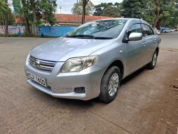 Toyota Axio 2010 Silver