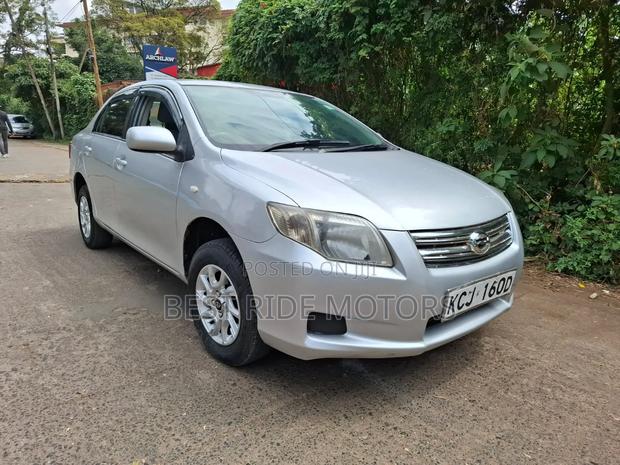 Toyota Axio 2010 Silver