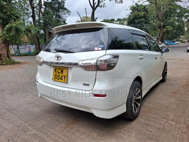 Toyota Wish 2013 White