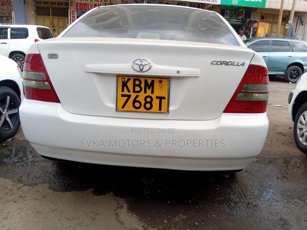 Toyota Corolla 2005 White