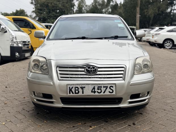 Toyota Avensis 2006 Silver