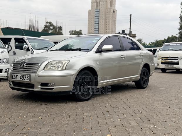 Toyota Avensis 2006 Silver